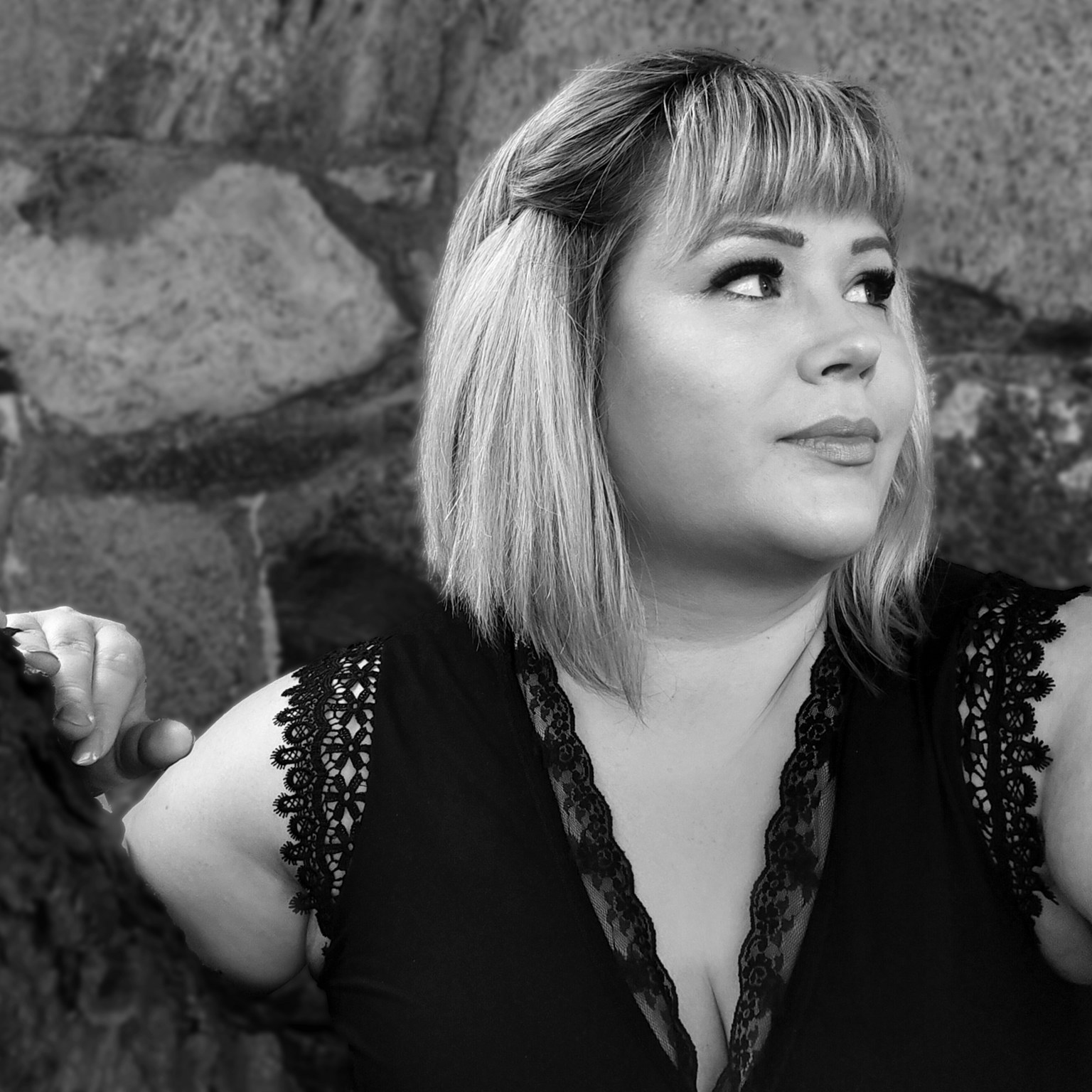 Muotoilija ja Kultaseppä Annika Takanen
